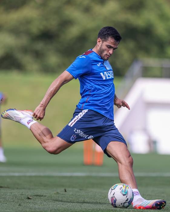 Trabzonspor Slovenya Kampında Tempoyu Artırdı: Nenad Bjelica'dan Taktik Prova 30